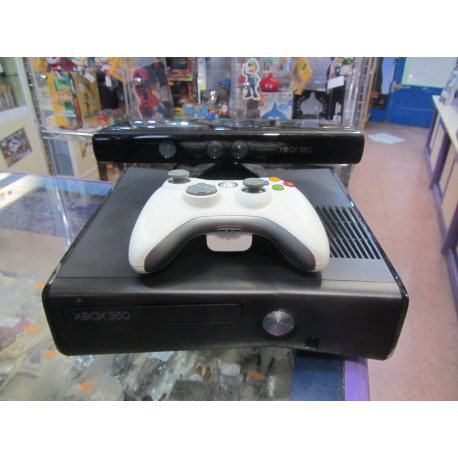Xbox 360 Slim 500 Gb + Kinect (Solo venta en tienda)