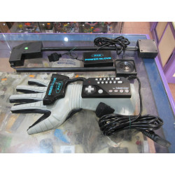 Famicom PAX Power Glove Controller Sin Caja ni Manual