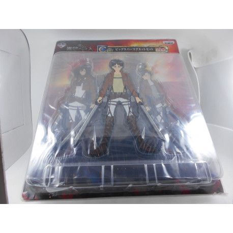 Attack On Titan Shingeki no Kyojin Set 3 Imanes 18 Cms.