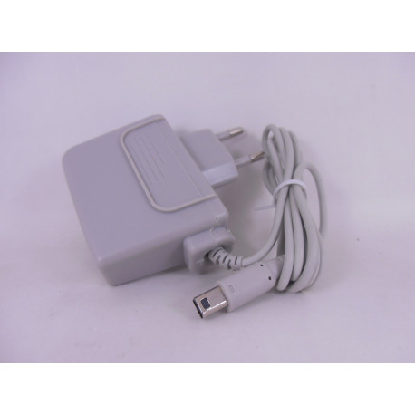 Adaptador Corriente para Dsi / XL y 3DS